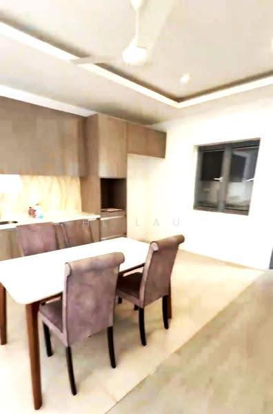 Kondominium untuk Disewa di Lakefront Residence - HL Lau - Dining Room - PropertyGuru.com.my