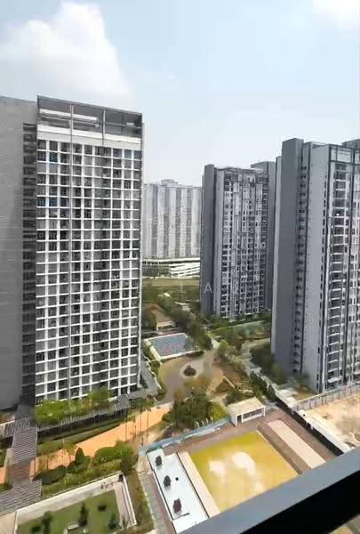 Kondominium untuk Disewa di Lakefront Residence - HL Lau - Exterior - PropertyGuru.com.my