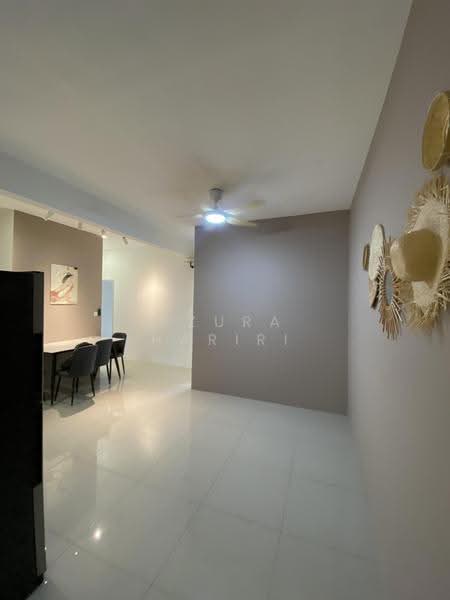 Condominium for Rent at Vista Harmoni Residences - Azura Hariri - Dining Room - PropertyGuru.com.my