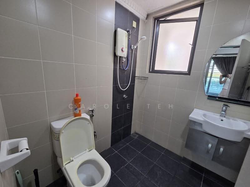 Kondominium untuk Dijual di Palace Court (Sri Istana) - Carole Teh - Bathroom - PropertyGuru.com.my
