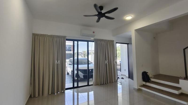 Terraced House for Rent in Sungai Buloh (Selangor) - Maple Kok - Living Room - PropertyGuru.com.my