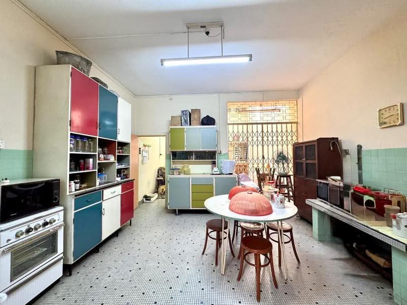 Rumah Teres 2-Tingkat untuk Dijual di Kampung Herriot (Pulau Tikus) - Ping Koay - Kitchen - PropertyGuru.com.my