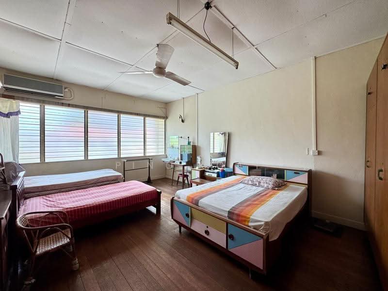 Rumah Teres 2-Tingkat untuk Dijual di Kampung Herriot (Pulau Tikus) - Ping Koay - Bedroom - PropertyGuru.com.my