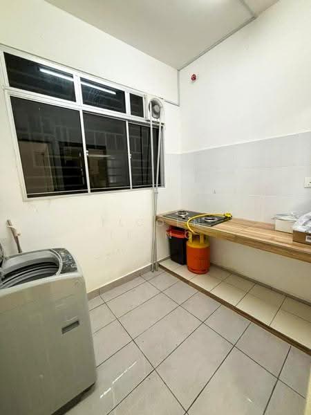 Kondominium untuk Disewa di Casa Green - Elcoln Leong - Kitchen - PropertyGuru.com.my