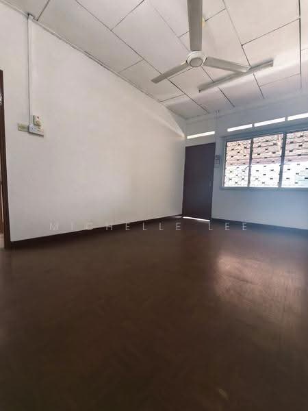 2-storey Terraced House for Sale in SS2 (Petaling Jaya) - Michelle Lee - Living Room - PropertyGuru.com.my