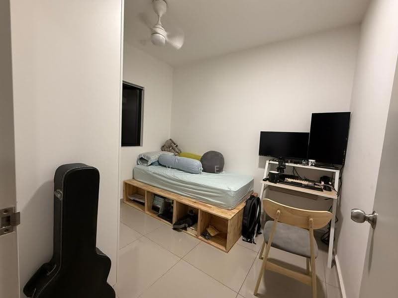 Kediaman Servis untuk Disewa di Duduk Se.Ruang @ Eco Sanctuary - SY Lee - Bedroom - PropertyGuru.com.my