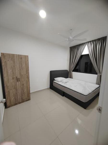 Kediaman Servis untuk Disewa di Duduk Se.Ruang @ Eco Sanctuary - SY Lee - Bedroom - PropertyGuru.com.my