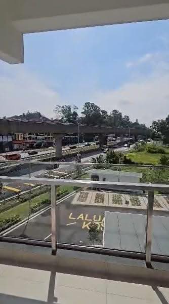 Shop / Office for Rent in BANDAR PUCHONG JAYA (Puchong) - Loh KC - Balcony - PropertyGuru.com.my