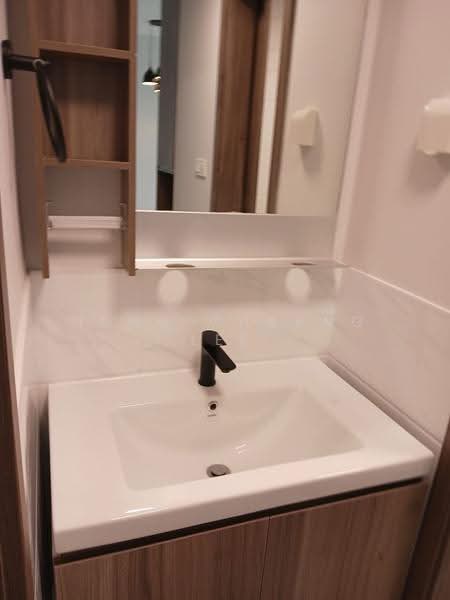 Apartment for Rent at Regalia Park @ Forest City - Hong Charng Lee - Bathroom - PropertyGuru.com.my