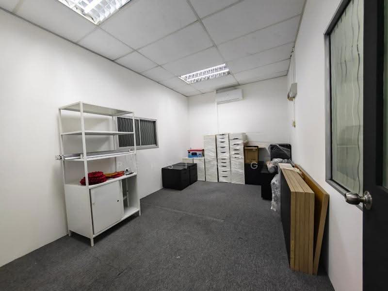 Shop / Office for Rent in Taman Bayu Perdana (Klang) - Pepsi Ang - Interior - PropertyGuru.com.my
