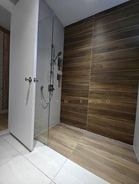 Kediaman Servis untuk Dijual di UNIO Residence - Evelyn Khoo - Bathroom - PropertyGuru.com.my