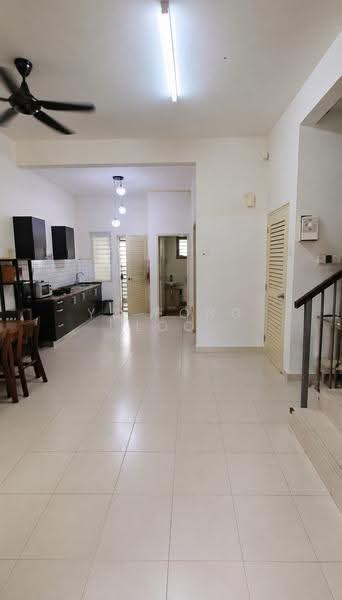 2-storey Terraced House for Sale in Bandar Seri Coalfields (Sungai Buloh) - YU FONG LOO - Kitchen - PropertyGuru.com.my