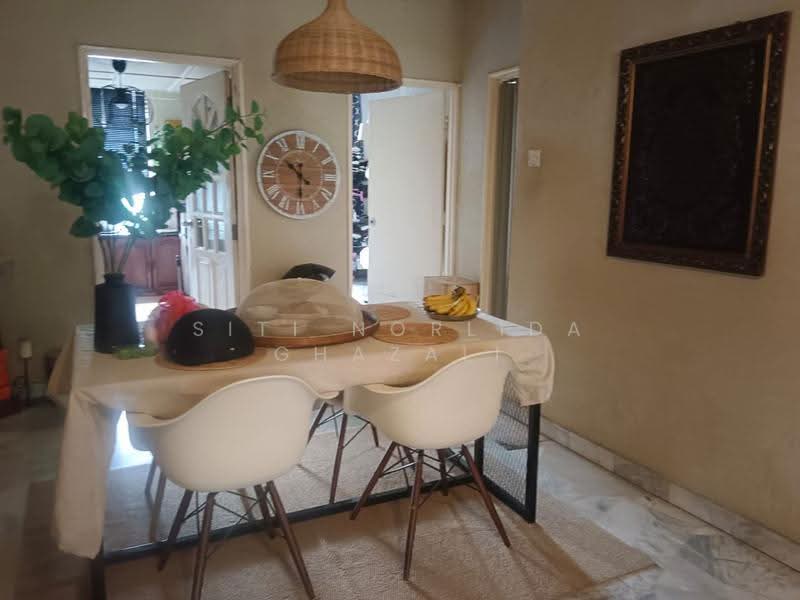 Condominium for Sale at Casa Ria - Siti Norlida Ghazali - Dining Room - PropertyGuru.com.my