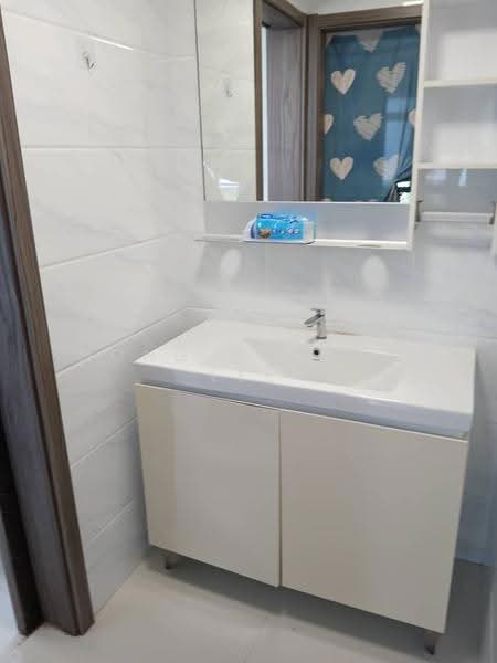 Apartment for Rent at Starview Bay @ Forest City - Hong Charng Lee - Bathroom - PropertyGuru.com.my