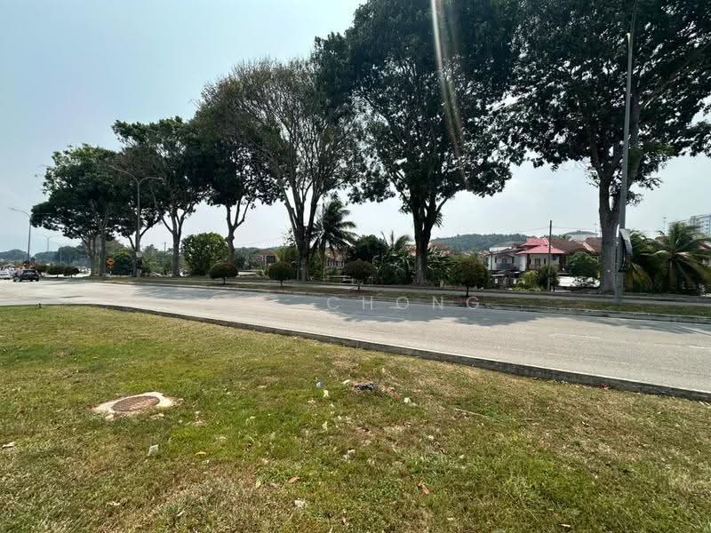 Shop for Sale in Bandar Putra Kulai (Kulai) - C.T Chong - Exterior - PropertyGuru.com.my