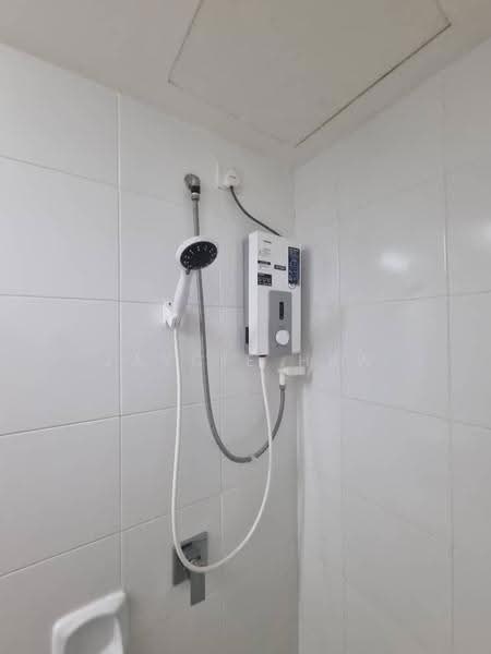 Kediaman Servis untuk Disewa di Paragon @ Pan'gaea - Jaycie Hew - Bathroom - PropertyGuru.com.my