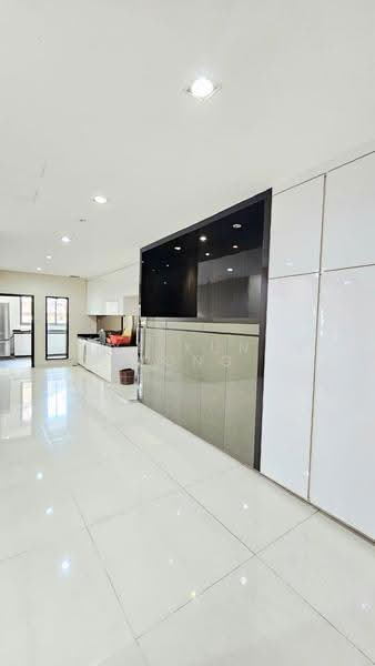 Commercial Bungalow for Rent in Johor Bahru (Johor) - Ye Xun Wong - Kitchen - PropertyGuru.com.my