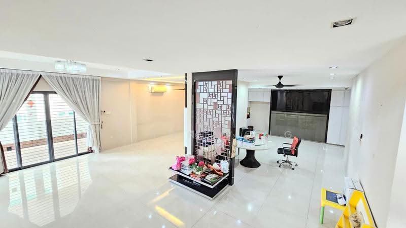 Commercial Bungalow for Rent in Johor Bahru (Johor) - Ye Xun Wong - Living Room - PropertyGuru.com.my
