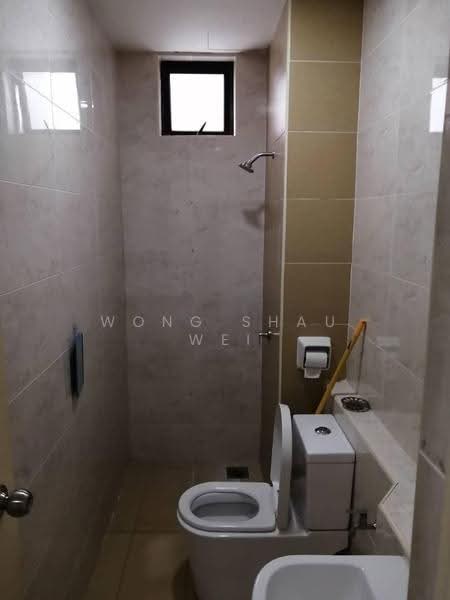 Kediaman Servis untuk Disewa di D'Summit Residences - Wong Shau Wei - Bathroom - PropertyGuru.com.my