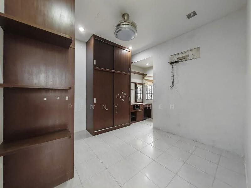 Rumah Teres 2-Tingkat untuk Dijual di Taman Kledang Permai (Menglembu) - PENNY CHEN - Bedroom - PropertyGuru.com.my