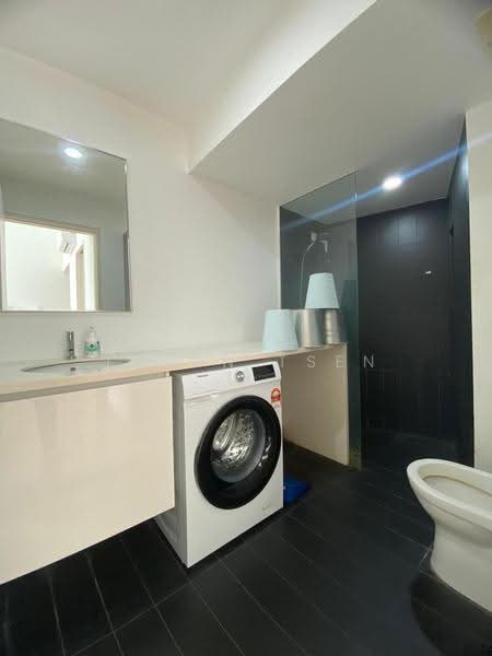 Kondominium untuk Disewa di The Hub - Jason Tsen - Bathroom - PropertyGuru.com.my