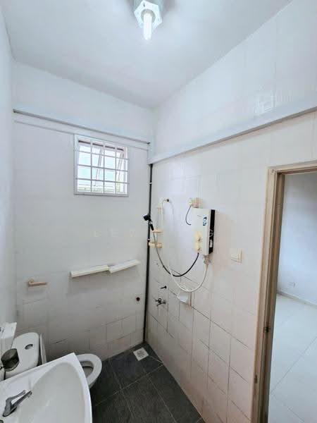 Condominium for Rent at Nusavilla - Leon Ng - Bathroom - PropertyGuru.com.my