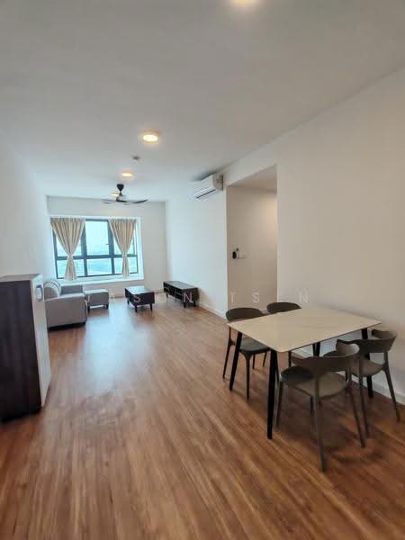 Kediaman Servis untuk Disewa di Helix2 @ PJ South - Jason Tsen - Living Room - PropertyGuru.com.my