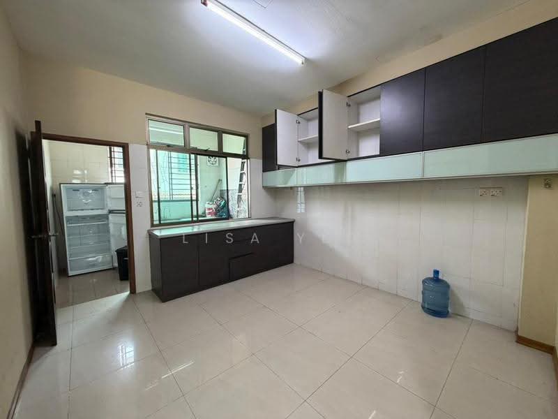 2-storey Terraced House for Rent in Skudai (Johor) - Lisa Yeo - Kitchen - PropertyGuru.com.my