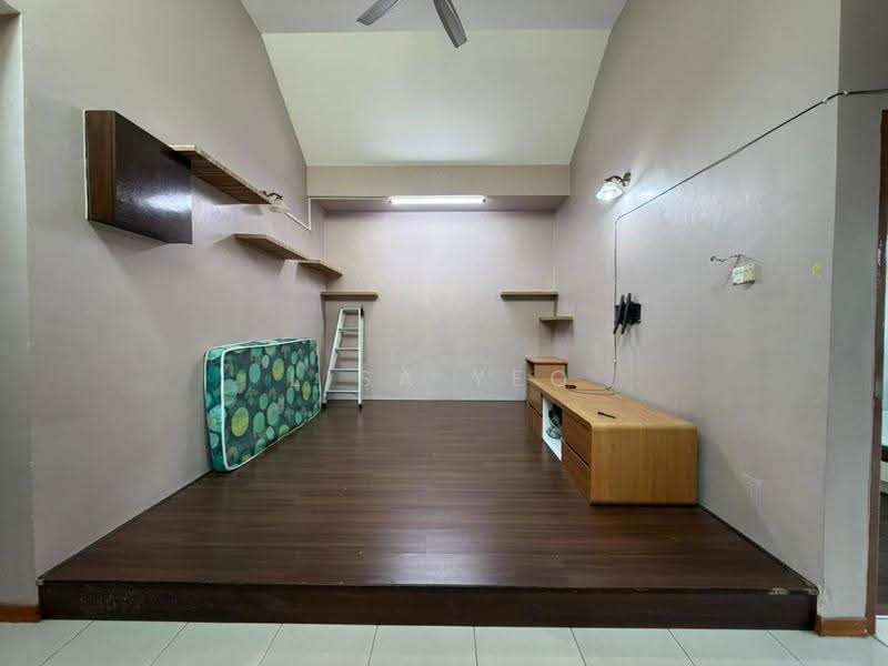 2-storey Terraced House for Rent in Skudai (Johor) - Lisa Yeo - Living Room - PropertyGuru.com.my