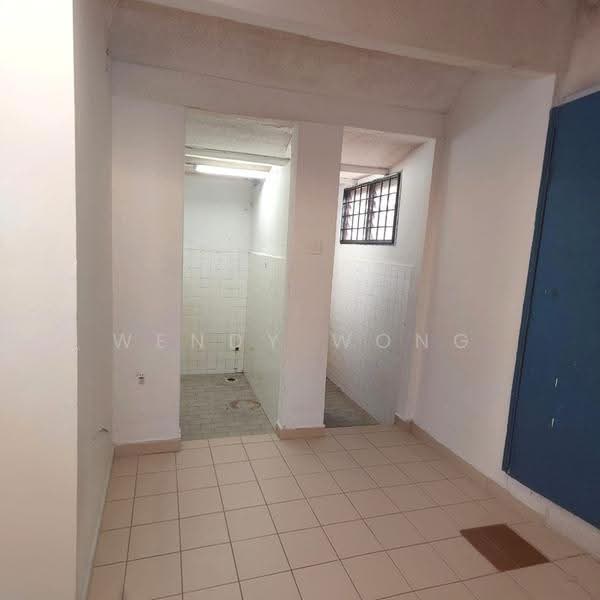 Shop / Office untuk Disewa di Taman Daya (Johor Bahru) - Wendy Wong - Interior - PropertyGuru.com.my