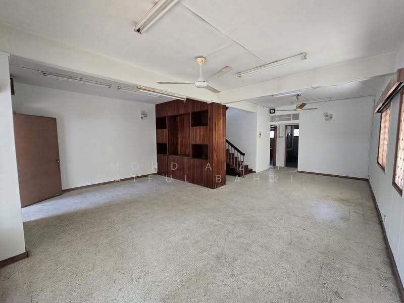 Rumah Teres 2-Tingkat untuk Dijual di Bangsar Baru (Bangsar) - Mohd Aizat Saiful Bahri - Living Room - PropertyGuru.com.my
