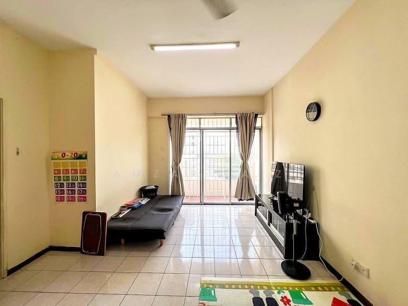 Apartment for Sale at Pangsapuri Jati 2 - Amzar Faiz - Living Room - PropertyGuru.com.my