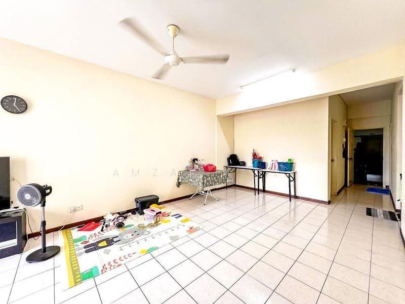 Apartment for Sale at Pangsapuri Jati 2 - Amzar Faiz - Living Room - PropertyGuru.com.my