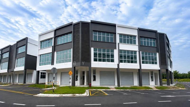 Kedai untuk Disewa di Gelang Patah (Johor) - Ruby Teow - Exterior - PropertyGuru.com.my