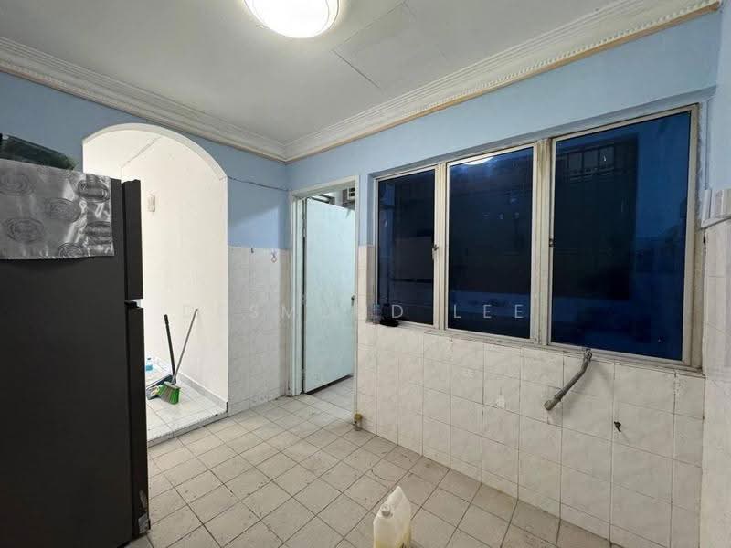 Pangsapuri untuk Dijual di Sri Kenari Apartment - Desmond Lee - Kitchen - PropertyGuru.com.my