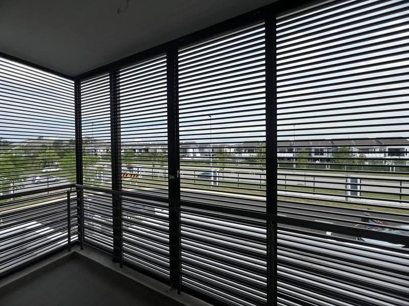Terraced House for Rent in Mutiara Rini (Skudai) - Pan Pan - Balcony - PropertyGuru.com.my