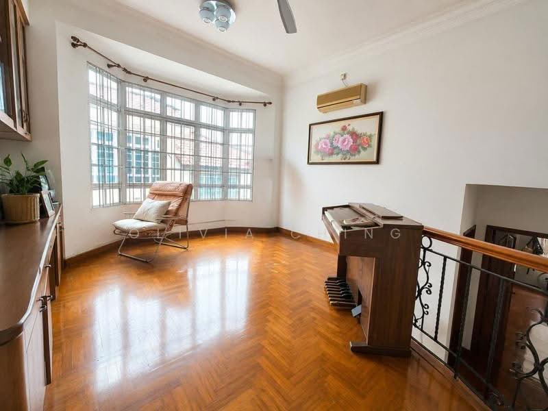 Rumah Berkembar untuk Dijual di Taman Redang (Johor Bahru) - Olivia Ching - Living Room - PropertyGuru.com.my