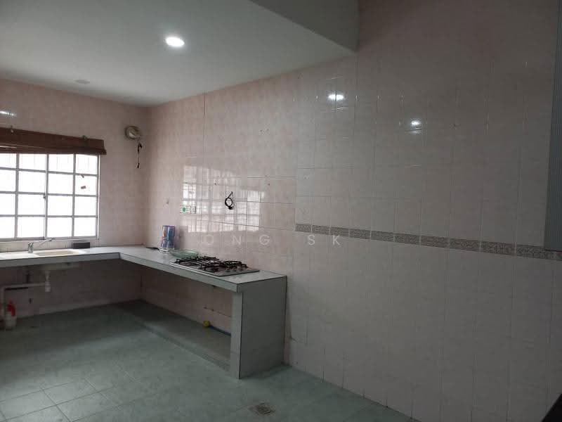 Rumah Teres 2-Tingkat untuk Dijual di Taman Puchong Prima (Puchong) - Ong SK - Kitchen - PropertyGuru.com.my