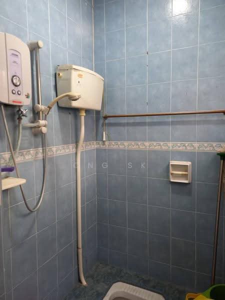 Rumah Teres 2-Tingkat untuk Dijual di Taman Puchong Prima (Puchong) - Ong SK - Bathroom - PropertyGuru.com.my