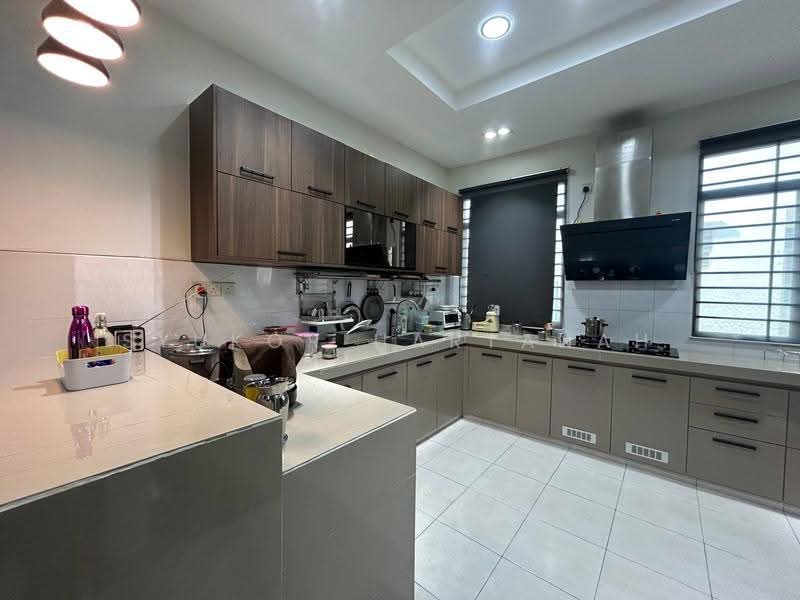 2-storey Terraced House for Sale in Puncak Alam (Selangor) - Syukor Hartanah - Kitchen - PropertyGuru.com.my