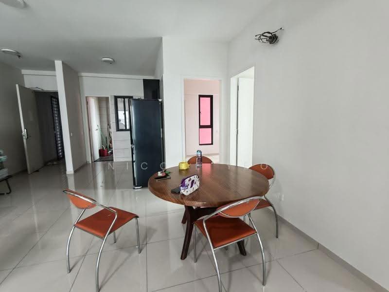 Service Residence for Rent at Ong Kim Wee Residence - Nicole Yeo - Dining Room - PropertyGuru.com.my