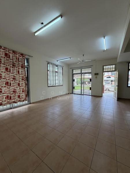 2-storey Terraced House for Sale in Taman Setia Indah (Tebrau) - Connie Choong - Living Room - PropertyGuru.com.my