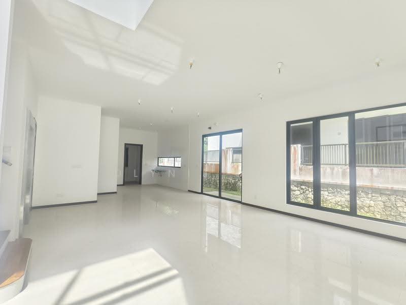 Semi-Detached House for Sale in Ampang (Selangor) - Dlynie Ooi - Living Room - PropertyGuru.com.my