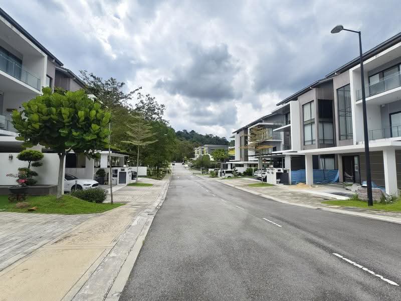 Semi-Detached House for Sale in Ampang (Selangor) - Dlynie Ooi - Exterior - PropertyGuru.com.my
