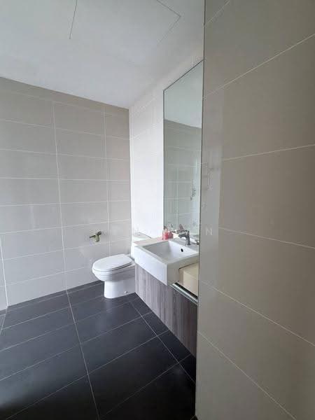 Kediaman Servis untuk Disewa di Southkey Mosaic - Pan Pan - Bathroom - PropertyGuru.com.my