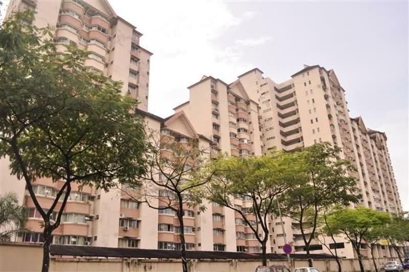 Kondominium untuk Dijual di De Tropicana - WL Wan - Exterior - PropertyGuru.com.my