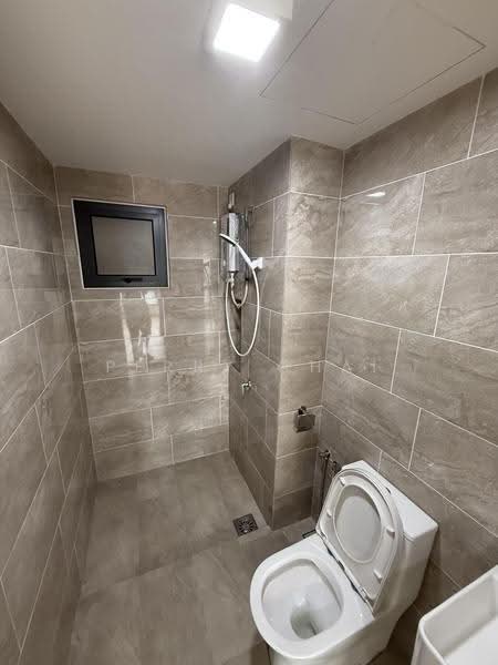 Kediaman Servis untuk Disewa di M Arisa - Perry Chai - Bathroom - PropertyGuru.com.my