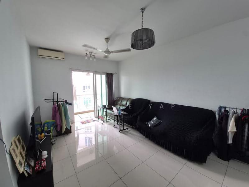 Condominium for Sale at Sri Putramas III / Royal Regent - Tien Ee Yap - Living Room - PropertyGuru.com.my