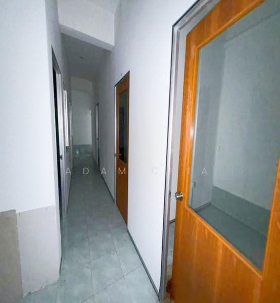 Shop / Office for Rent in Hulu Langat (Selangor) - Adam Chia - Corridor - PropertyGuru.com.my