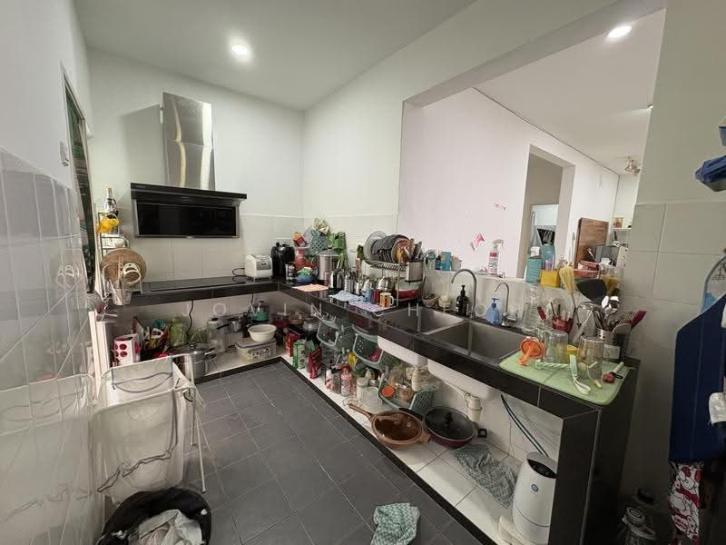 Kondominium untuk Dijual di Aman Heights Condominium - Jovin Cheor - Kitchen - PropertyGuru.com.my